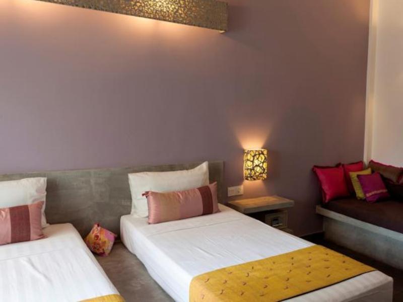 Hotel The 252 Phnom Penh Esterno foto