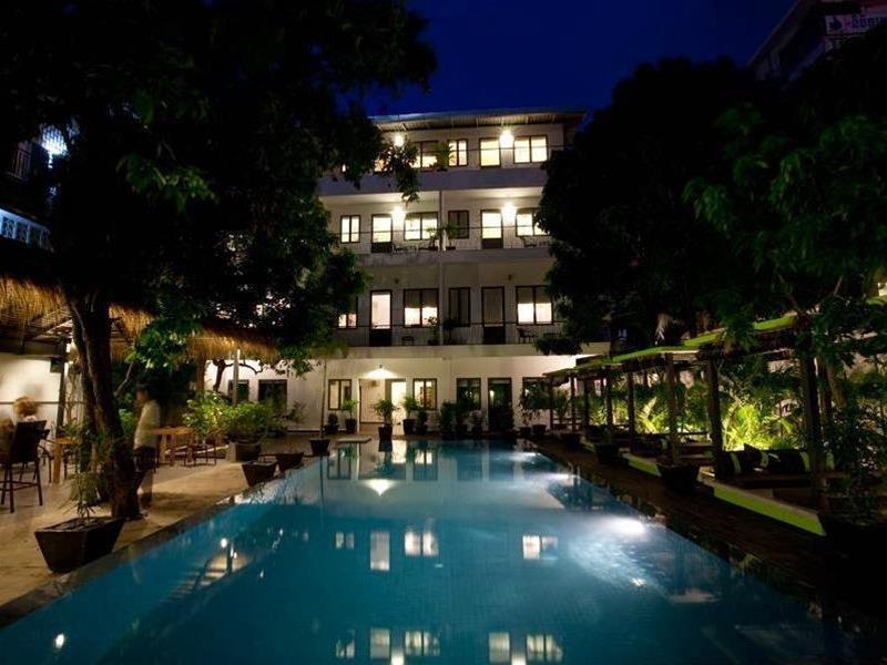 Hotel The 252 Phnom Penh Esterno foto