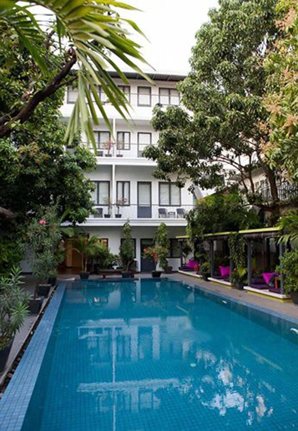 Hotel The 252 Phnom Penh Esterno foto